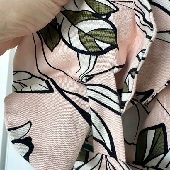 Floral Ruffle Strap Tank Top - Picture 5 of 6